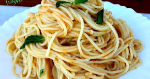 Spaghettis Tomate Mozzarella Une Recette Gourmande De Spaghetti A La Tomate Avec De La Mozzarella Fond Recette Gourmande Cuisine Italienne Tomates Mozzarella
