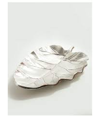 Unique showpiece (best out of waste) gift item showpiece birds showpiece making at home subscribe to our channel now to get great videos. Casa Decor Betel Leaf Shape Aluminum Serving Tray Decorative Gift Item Showpiece Wedding Gift Item Silver Buy Online At Best Price In India Snapdeal
