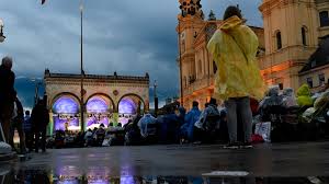 Contact klassik am odeonsplatz on messenger. Absage Wegen Corona Pandemie Klassik Am Odeonsplatz Fallt Aus News Und Kritik Br Klassik Bayerischer Rundfunk
