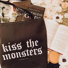 yawn it cha yawn ee on instagram 𝕶𝖎𝖘𝖘 𝖙𝖍𝖊 𝕸𝖔𝖓𝖘𝖙𝖊𝖗𝖘 monster book boyfriends love them or a book boyfriends monster book of monsters books