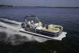 43 Hurricane Fundeck Models Ideas Hurricane Boats Family Boats Hurricane