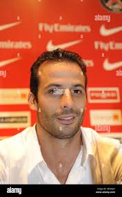 Giuly psg hi-res stock photography and images