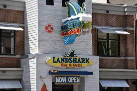 Landshark Bar And Grill In Gatlinburg Is A Family Friendly Restaurant Serving Great Food And Fun Gatlinburg Restaurants Gatlinburg Pigeon Forge Hotels