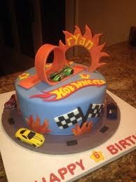 Car Birthday Cake For 6 Year Old Boy I Recently Made This Hot Wheels Cake For A Birthday Party For A 6 Year Old Hot Wheels Birthday Cake Hot Wheels Cake Race Car Cakes