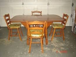 Colonial dining room chairs style kitchen table and. Red Maple Table And Chairs Ebay