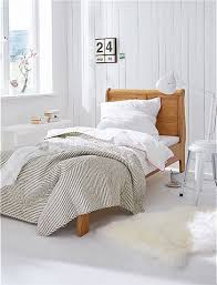 Details zu ausstellungsstuck kinderbett kinder bett kindermobel jugendbett cars auto 140×70. Holzbett Geschwungen Holzbett Schlafzimmer Einrichten Zimmer Einrichten