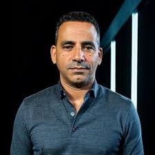 Robbie Guy (@Mobi_WanKenobi)