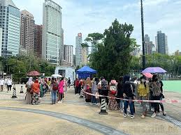 民 政 事 務 總 署 轄 下 各 民 政 事 務 處 及 分 處 常 用 聯 絡 資 料. ç¤¾å€æª¢æ¸¬ä¸­å¿ƒå¤§æŽ'é•·é¾æœ‰å¤–å‚­æŽ'éšŠ4å°æ™‚ç­‰å¼·æª¢ é¦™æ¸¯é›»å° Line Today