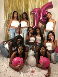 17th Birthday Baddie Birthday Photoshoot With Friends Joelis Sweet 16 17thbirthday Joelis Sweet 16 Sweet16birthdayparty Joelis Sweet 16 17thbirthday Joeli Birthday Photoshoot 16th Birthday Outfit Birthday Goals