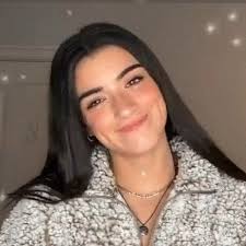 Dixie D Amelio Icons In 2020 Dixie Bad Girl Aesthetic America Girl