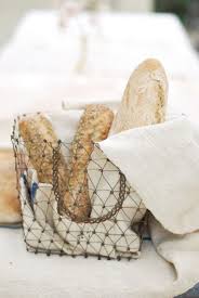 Pin By Cigale Mediterraneenne On Boulangerie Bread Display Bread Basket Bread Basket Display