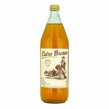 La cuvée spéciale est issue d'un procédé d'élaboration unique et d'une longue maturation en cuve. Kerisac Breton Cider 1 Litre