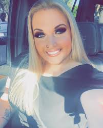 Jean lance une spécialité de bronzage pour son anniversaire