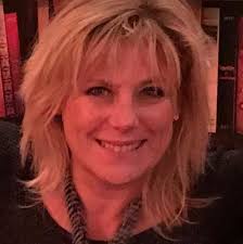 A hazai liberális oldal egyik leghírhedtebb influenszere, Pottyondy Edina  legutóbbi videója kiválóan mutatta be, hogy milyen hiszterizált mentális  állapotban működik a háborúpárti tábor. A kormányellenes véleményvezért  valamilyen érthetetlen okból ...