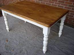 Create a unique dining experience in your dining room, kitchen or restaurant with colorful metal tables. Refurbished Dining Table Shabby Chic Vintage Reclaimed Shabby Chic Dining Room Chic Dining Room Refurbished Furniture Diy