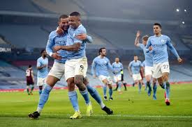 The 2021 uefa champions league trophy is up for grabs on saturday as manchester city and chelsea meet in the final in porto, portugal. Lawan Chelsea Man City Punya Rekor Bagus Di All English Final Vivagoal Com