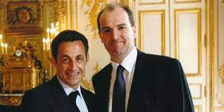 La journaliste, qui a beaucoup fait parler d'elle. Philippe Goguet On Twitter Avec Un Petit Cote Albert Dupontel Aussi S Il A Le Talent Des Deux Pfiou Ca Va Etre Un Sacre Crack