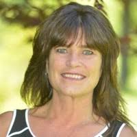 Karen Lariviere's Instagram, Twitter & Facebook