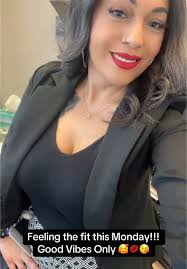 Good Morning!! Happy Monday 😘 #vibes #2025 #latina #silverhair #redlips  #nyx #wetandwild #mexican #laraza #work #banking #sassy #single #happy  #scorpio #queen #feelinggood #selflove #mondayfit ...