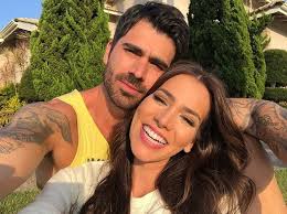 Adriana sant'anna was a housemate on big brother brazil 11. Adriana Sant Anna Surpreende Fas Com Mudanca Radical De Visual