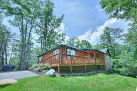 3) easy access to routes for smokey mountains national park attractions; Hawks Crest Cabin In Gatlinburg Tennessee