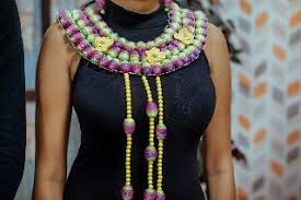 Free Bead And Jewelry Making Training Stoplearn Com Ashworth's online jewelry design course can help you take the next steps toward refining a hobby or starting a career as a designer, all at your own pace.