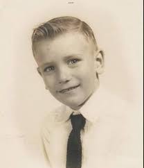 Joseph Wlodarczyk's Instagram, Twitter & Facebook