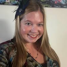 What hair salons in Alexandria, VA can trim 100% natural hair?