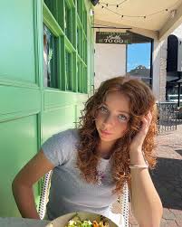 Amanda blumberg (@amanda_blumberg) • Instagram photos and videos