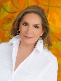 Paulette Otten's Instagram, Twitter & Facebook