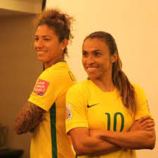 Últimas notícias de salvador, bahia, brasil e do mundo do jornal a tarde. Boquete Cristiane Revela Como Explicou Significado De Sobrenome A Jogadora Espanhola