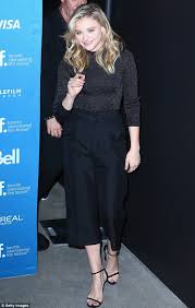 Teen , feet, fetish, ddf network magazine, women, barefoot. Chloe Grace Moretz Wears Sparkling Turtleneck At The Equalizer Press Conference In Toronto Daily Mail Online