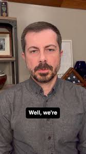 @PeteButtigieg's video Tweet