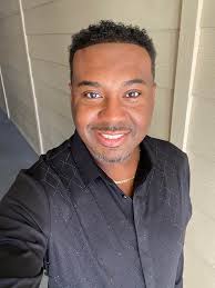 Celebrating my aunts 70th birthday 🎂 🎉 this evening.