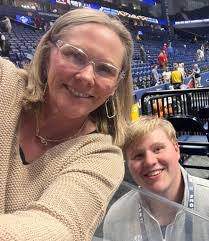 Vera Whitmore's Instagram, Twitter & Facebook