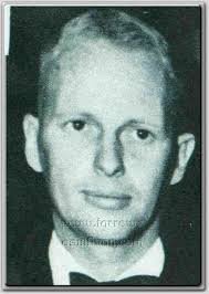 John Villiers Farrow ::