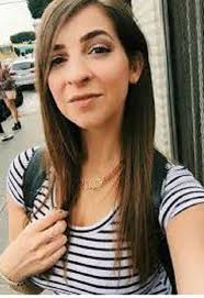 Gabbie hanna is a famous youtube celebrity who has over 5.9 million subscribers. Gabbie Hanna Bio Ethnicity Boyfriend Age Height Weight