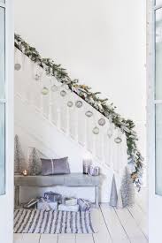 Christmas Staircase Decoration White Appartement Kerst Trappenhuis Decoratie Kerstdecoratie