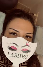 Bonjour, je souhaiterais savoir si quelqu'un aurait un bon plan pour des  Doc Martens d'occasion sur Nantes et environ car je ne trouve pas mon  bonheur sur Leboncoin ? Je ne souhaite