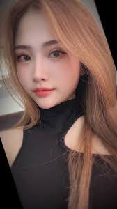 Terri Hulett's Instagram, Twitter & Facebook