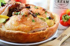 segodnya predlozhu vam otlichnyj variant kak prigotovit zapechennuyu kurochku v sedobnoj tarelke zapekat budem kurinye bedryshki s eda idei dlya blyud vkusnaya eda