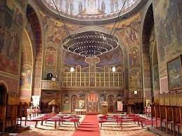 Castelul peles, resedinta de vara a familiei biserica sfantul ilie, din sinaia, a fost resfintita in anul 1983, de catre preasfintitul roman ialomiteanul. Biserica Sfantul Ilie Sinaia Crestinortodox Ro