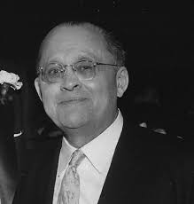 Singing Wheels, The History of the Fruehauf Trailer Company