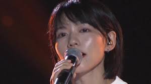 X에서 6rystalis 🐚🍊 님 : "Been thinking this since last ep of CZR2... 小黑  (Xiao Hei) from 房东的猫 (Fang Dong De Mao) really resembles a younger Faye  Wong. Also, both their music