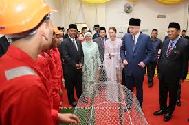 Dof malaysia 1.327 views1 year ago. Sultan Perak Rasmi Kolej Perikanan Malaysia Lumut