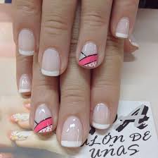 Diseños de uñas de pies bellos y originales mira las fotos mujer pin de vivian. Unas Frances Blanco Y Rosa Manicura De Unas Decorados Para Unas Cortas Unas Sencillas