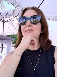 Novelist discusses memoir writing with authors in San Diego