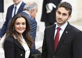 Jun 11, 2021 · مع أن السلطات بالتعاون مع الجهات الدولية المعنية توفّر اللقاحات مجاناً عبر منصة متخصصة ووفق جدول أولويات، الأحزاب تدخل على خط الاستثمار بتوفير الجرعات اللازمة سعياً إلى كسب ودّ محازبين ومؤيدين جدد. Ø³Ø¹Ø¯ Ø§Ù„Ø­Ø±ÙŠØ±ÙŠ ÙŠÙƒØ´Ù Ù…ÙˆØ¹Ø¯ Ø¹ÙˆØ¯ØªÙ‡ Ù„Ù„Ø¨Ù†Ø§Ù† Ù…Ù† Ø¨Ø§Ø±ÙŠØ³ Ø§Ù„Ù…ØµØ±ÙŠ Ø§Ù„ÙŠÙˆÙ…