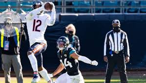 Chicago bears wide receiver allen robinson ii (12) sets up to block during the second half of an nfl football game against the jacksonville jaguars 27, 2020, in jacksonville, fla. Jaguars Vs Bears Allen Robinson Cairo Santos Celebrate Homecomings