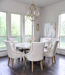 In this case, it is usually placed in the center of one of the main disadvantages many consider the awkwardness of the round kitchen table. Chandelier And Lighting Makeovers Do S And Don Ts Decor Gold Designs